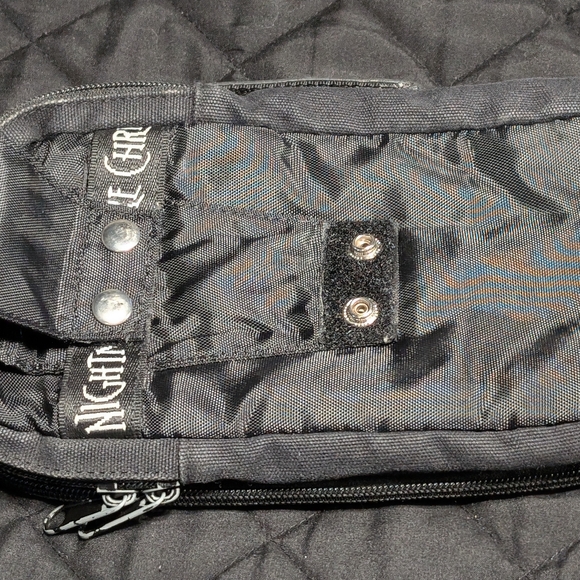 Rare Touchstone Pictures The Nightmare before Christmas bag  (from late 90s) - Picture 10 of 16